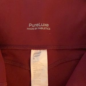 Fabletics Pure Lux Capri Leggings short